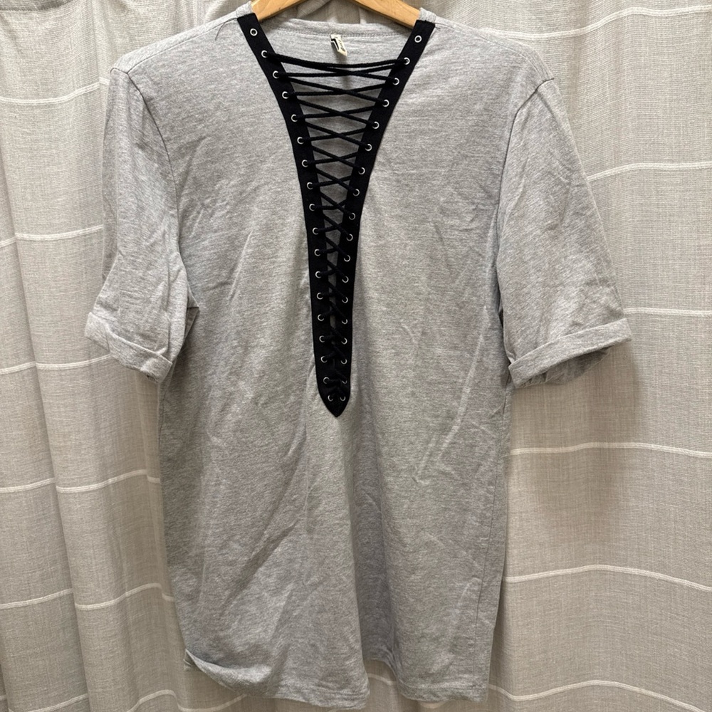 Emma & Sam Light Gray Tee with Dark Navy Trim